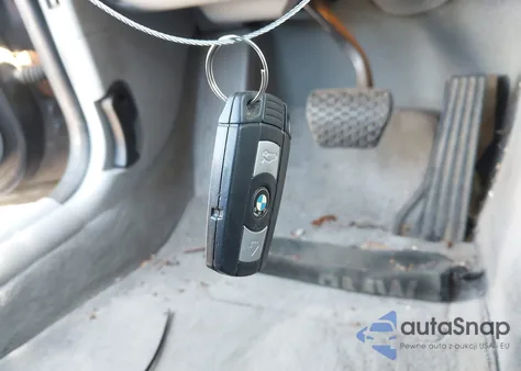 2008 BMW 128I z USA, uszkodzony, nr VIN WBAUP73598VF08964